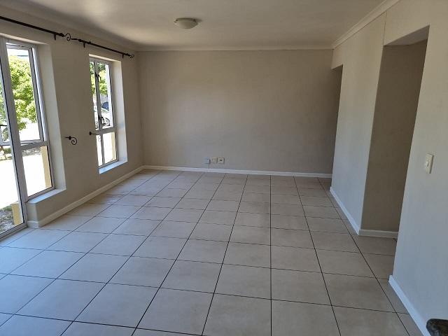 To Let 2 Bedroom Property for Rent in Sunnydale Western Cape